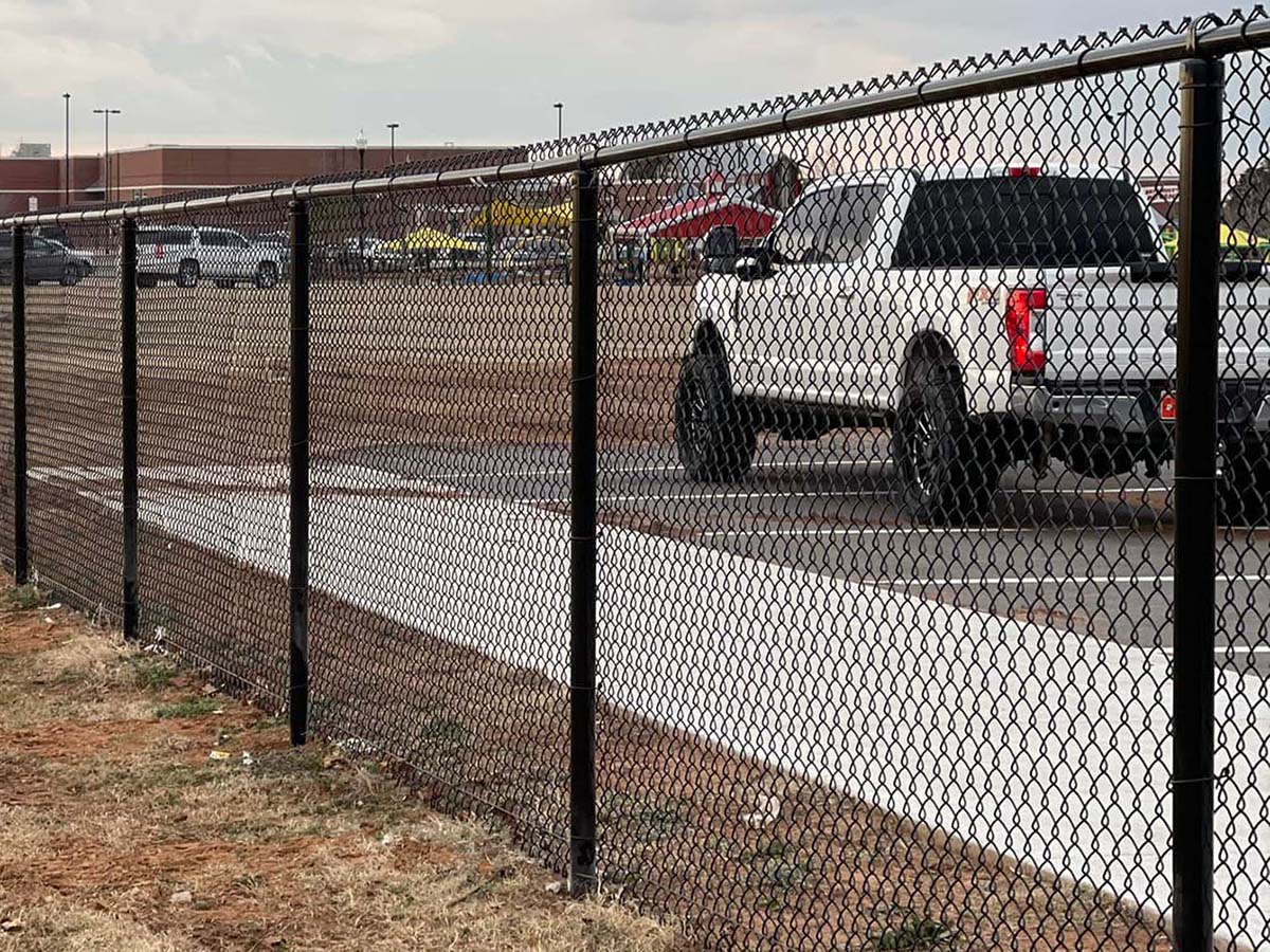 This Town Oklahoma commercial fencing contractor