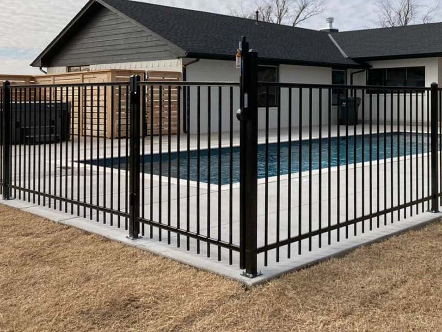 This Town Oklahoma residential fencing contractor